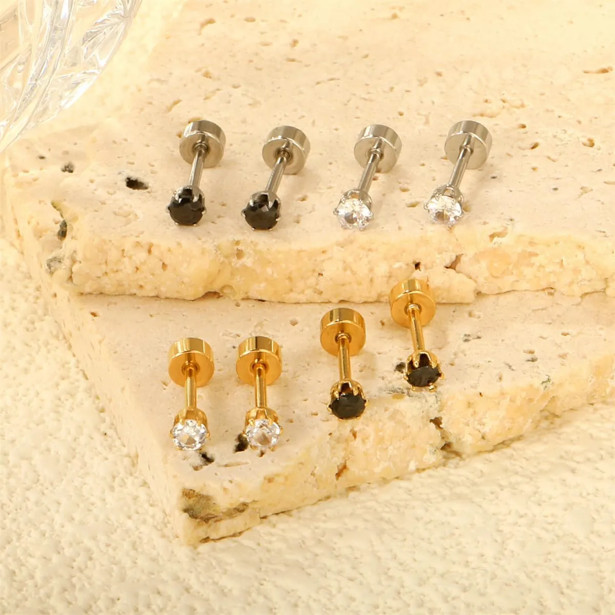 3 Pairs 20G Tiny CZ Flat Back Stud Earrings for Women Gold Plated Stainless Steel Black Clear Rhinestone Flatback Earring Sets Cartilage Body Piercing Studs Chic Jewelry 3/5/7mm