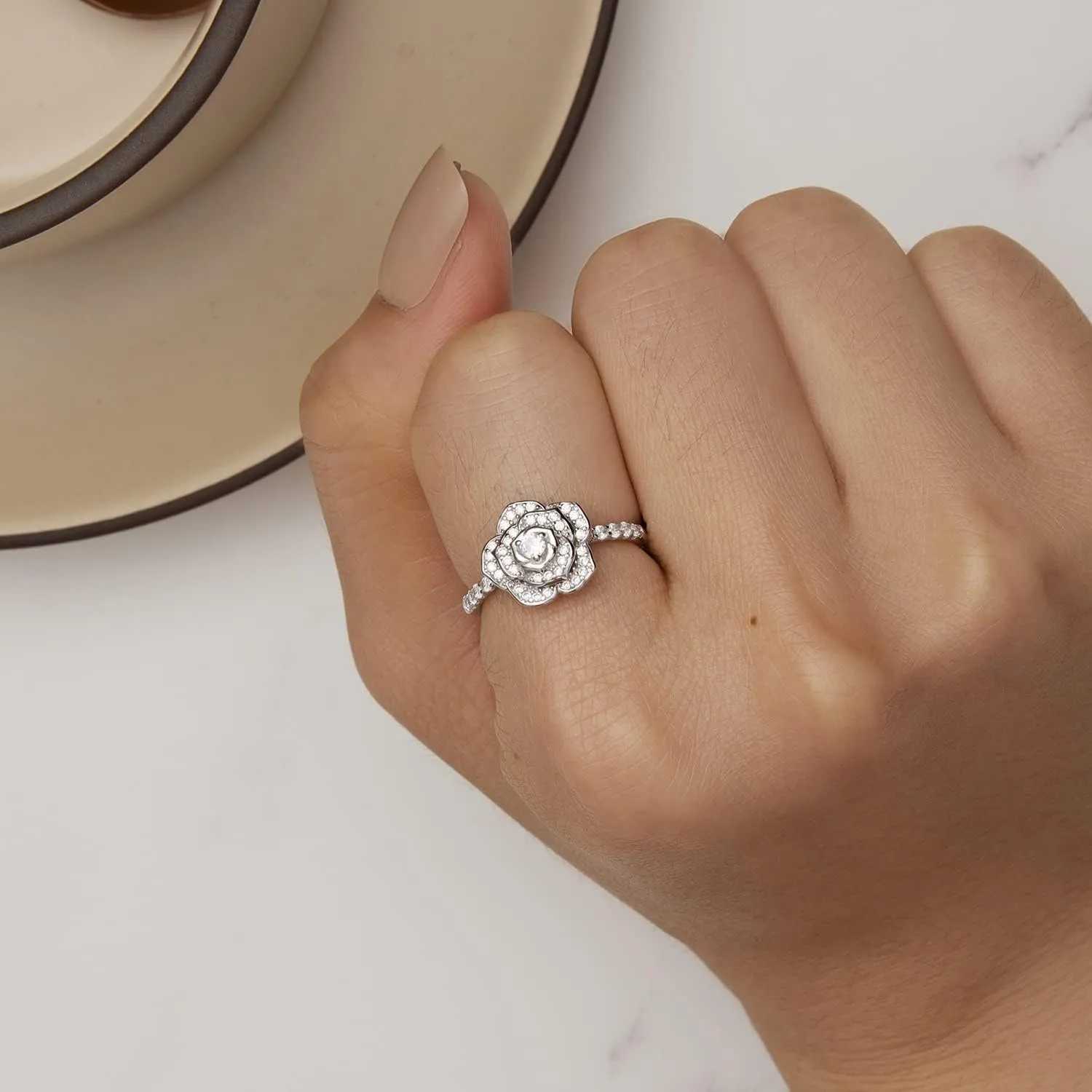 925 Sterling Silver Rose Flower Ring Wedding Band Engagement Primise Ring for Women White Gold Plated Silver Ring Anniversary Valentine's Day Birthday Mother's Day Jewelry Gift for Women
