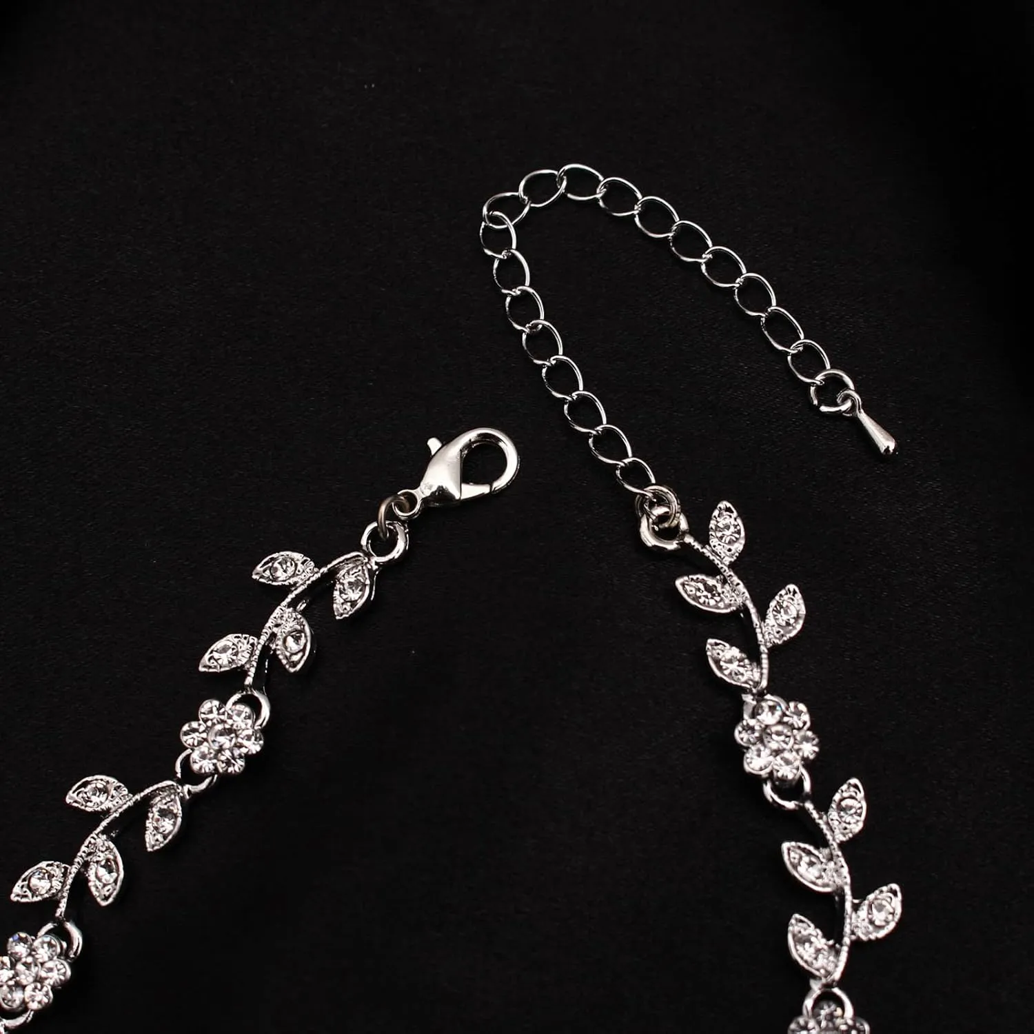 Austrian Crystal Rhinestone Choker Necklace Elegant Flower Leaf Chain Necklace Jewelry for Party Prom Costume Accessories for Women