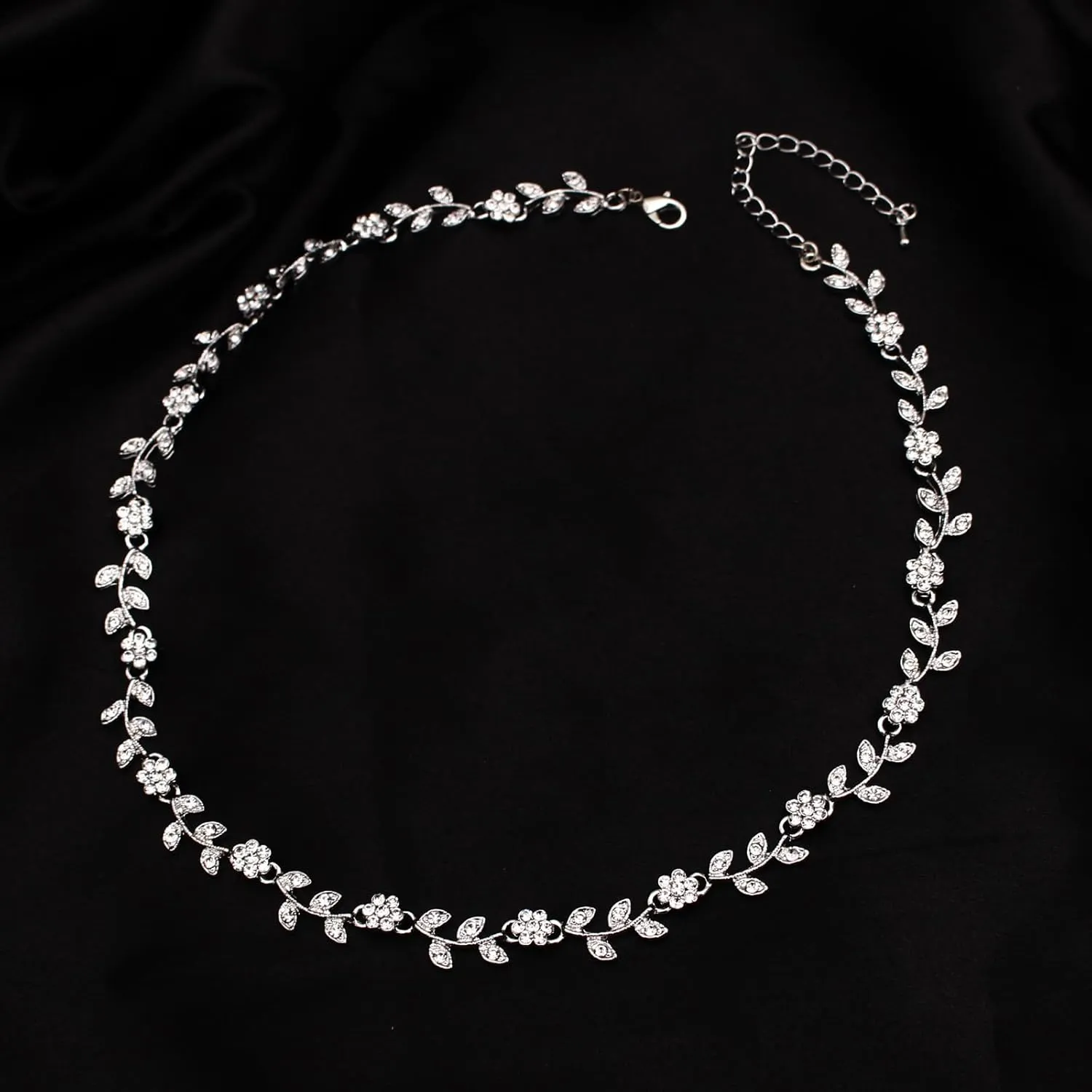 Austrian Crystal Rhinestone Choker Necklace Elegant Flower Leaf Chain Necklace Jewelry for Party Prom Costume Accessories for Women