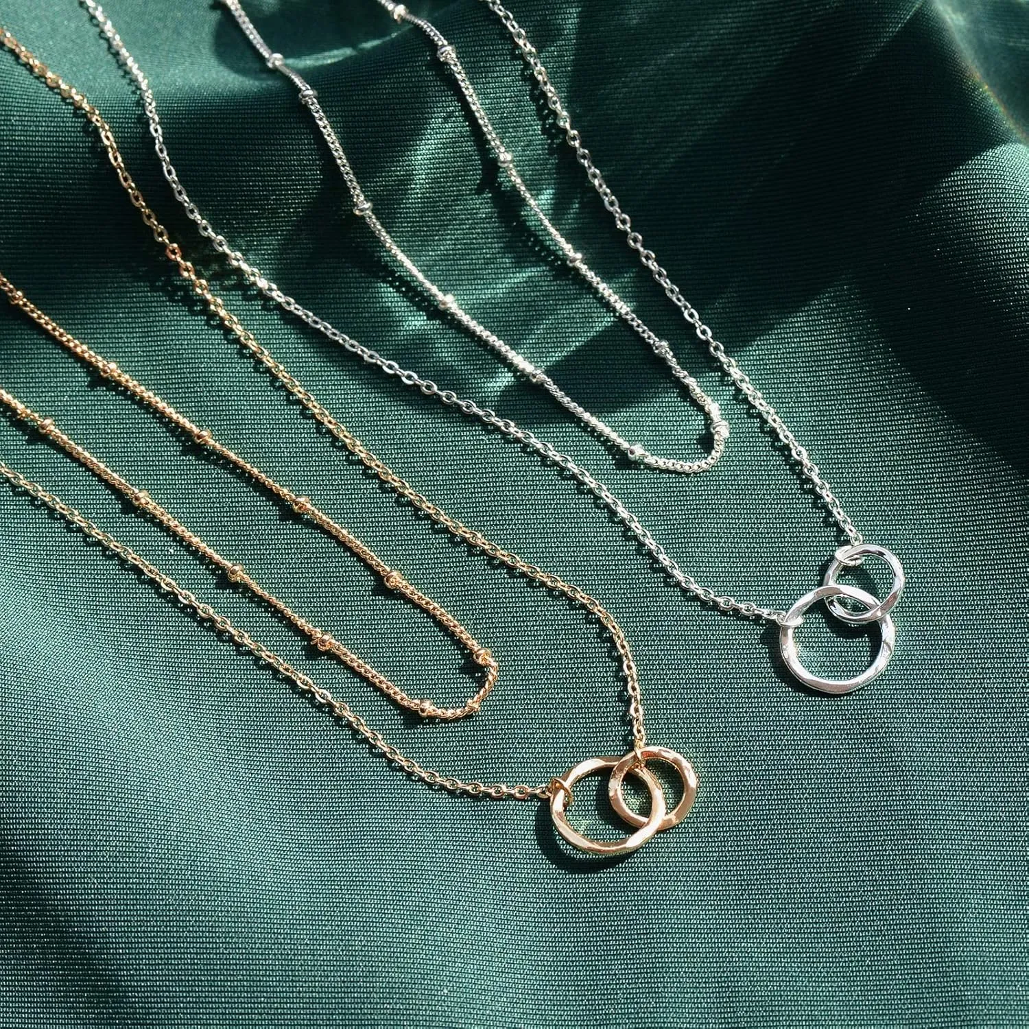 Bemoly Multilayered Necklace for Women, 14K Gold Plated Chain Choker Hammered Coin Bar Dainty Y Pendant Long Necklace 3 Layered Choker Necklace Simple Costume Jewelry