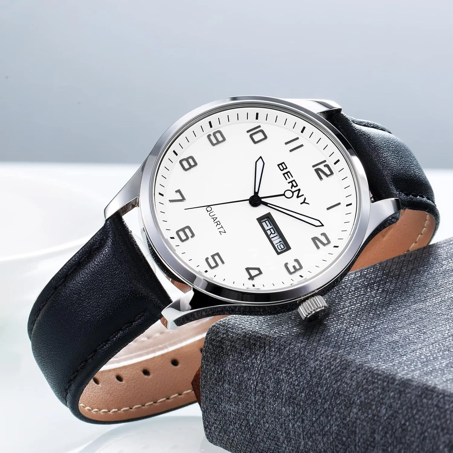 BERNY Men's Easy Reader Watch Standard Analog Display Quartz Leather Strap Wristwatch Classic Elegant Day-Date Watch for Men