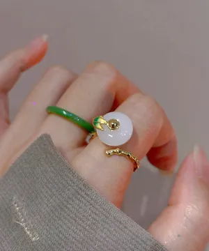 Chic Green And White Jade Bamboo Joint Ping Buckle Rings Two Piece Set GH1031 Chic Green And White Jade Bamboo Joint Ping Buckle Rings Two Piece Set GH1031