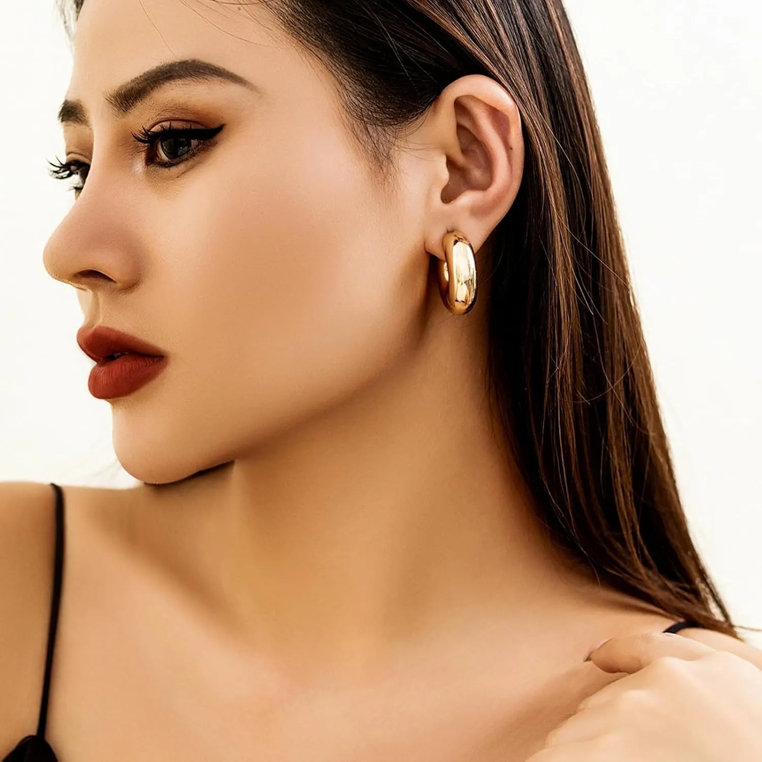 Chunky Gold Ear Cuff Earrings for Women Non Piercing,Colorful Cuff Clip On Cartilage Hoop Earring Hollow Lightweight Earrings Cartilage Cuff Earrings Statement Jewelry
