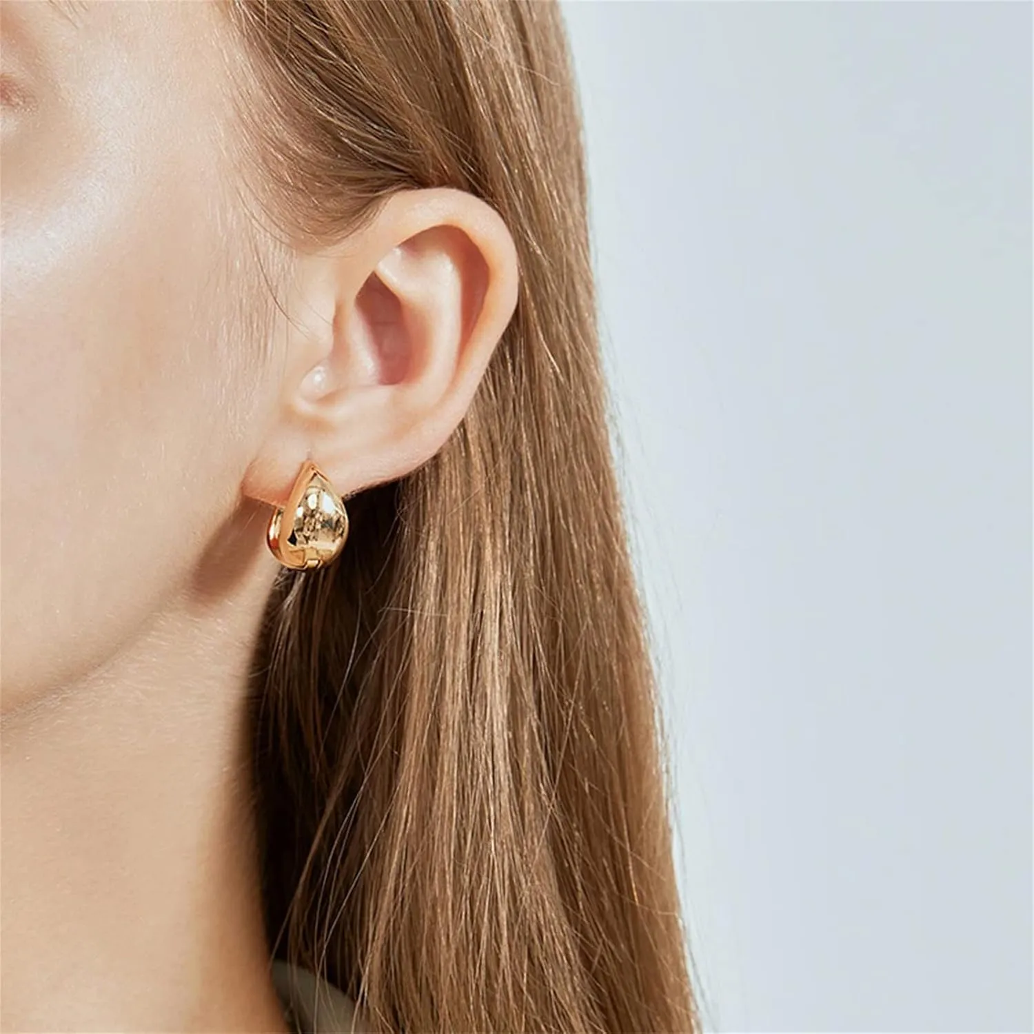 Chunky Gold Hoop Earrings 18K Gold Plated Hoop Earrings Chunky Huggie Earrings for Women, Minimalist Jewelry Gift