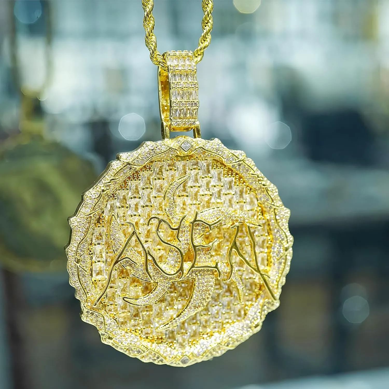 Cuban Link Chain for Men Cuban Link Chainmens Cuban Link Chain Stylish Moissanite & Gold Men's Cuban Link Chain Pendant - Perfect Hip Hop Iced Out Jewelry for Men