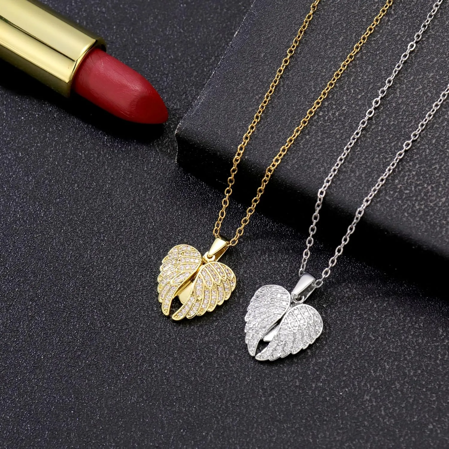 Custom Angel Wings Necklace - Wings Name Necklace for Mother's Day, Valentines Gift, Guardian Angel Wing, Personalized Memorial Gift For Mom Family, Locket Name Necklace for Women