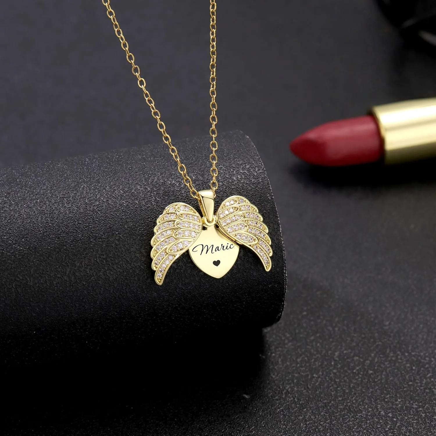 Custom Angel Wings Necklace - Wings Name Necklace for Mother's Day, Valentines Gift, Guardian Angel Wing, Personalized Memorial Gift For Mom Family, Locket Name Necklace for Women