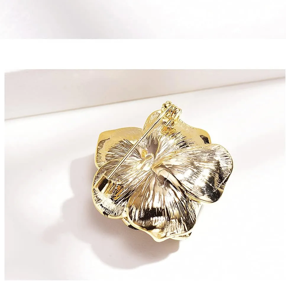 Elegant Crystal Blooming Rose Flower Brooch Lapel Pin Breastpin for Women Birdal Cardigan Hat Scarf Suit Sweater Floral Pins