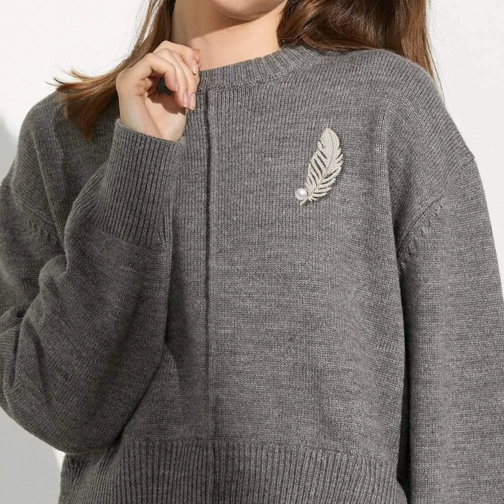 Feather Brooch Pin Corsage, Sweater Dress Shawl Elegant Jewelry Accessory Decor for Wedding Birthday Party Christmas Gift (Style 2)