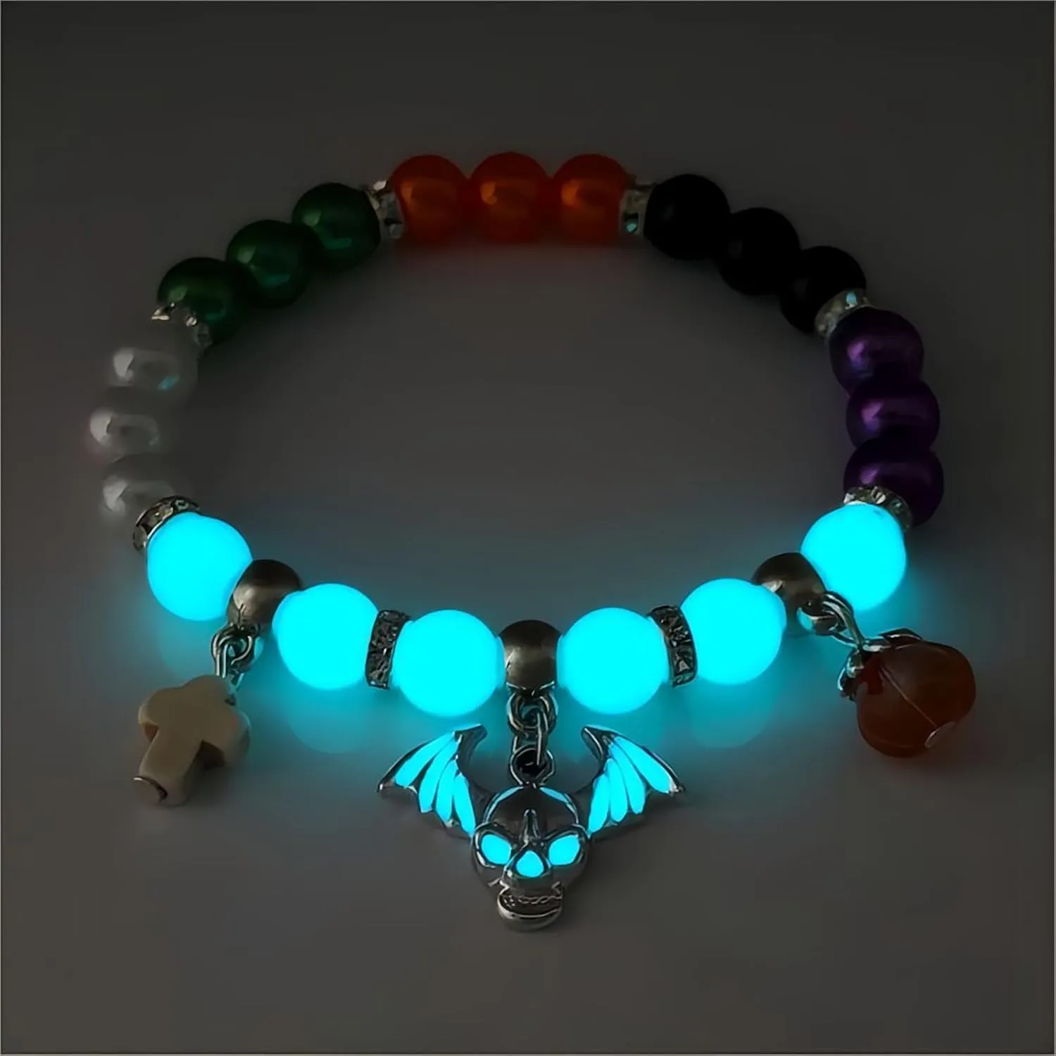Halloween Skull Stretch Bracelet Funny Cross Pumpkin Luminous Wings Animals Glow in the Dark Elastic Beads Bracelet Birthday Party Decor Jewelry for Women