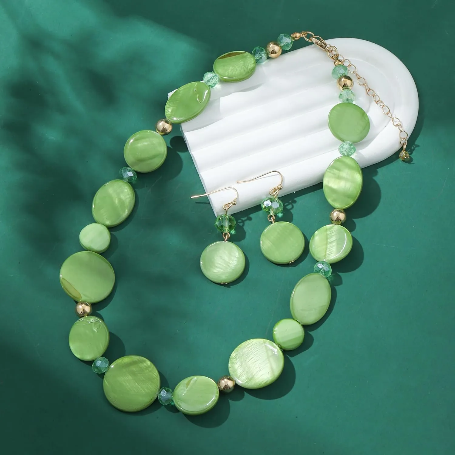 Jules D.Chunky Beads Necklace Colorful Shell Necklace Fashion Statement Necklace Set for Women Gifts