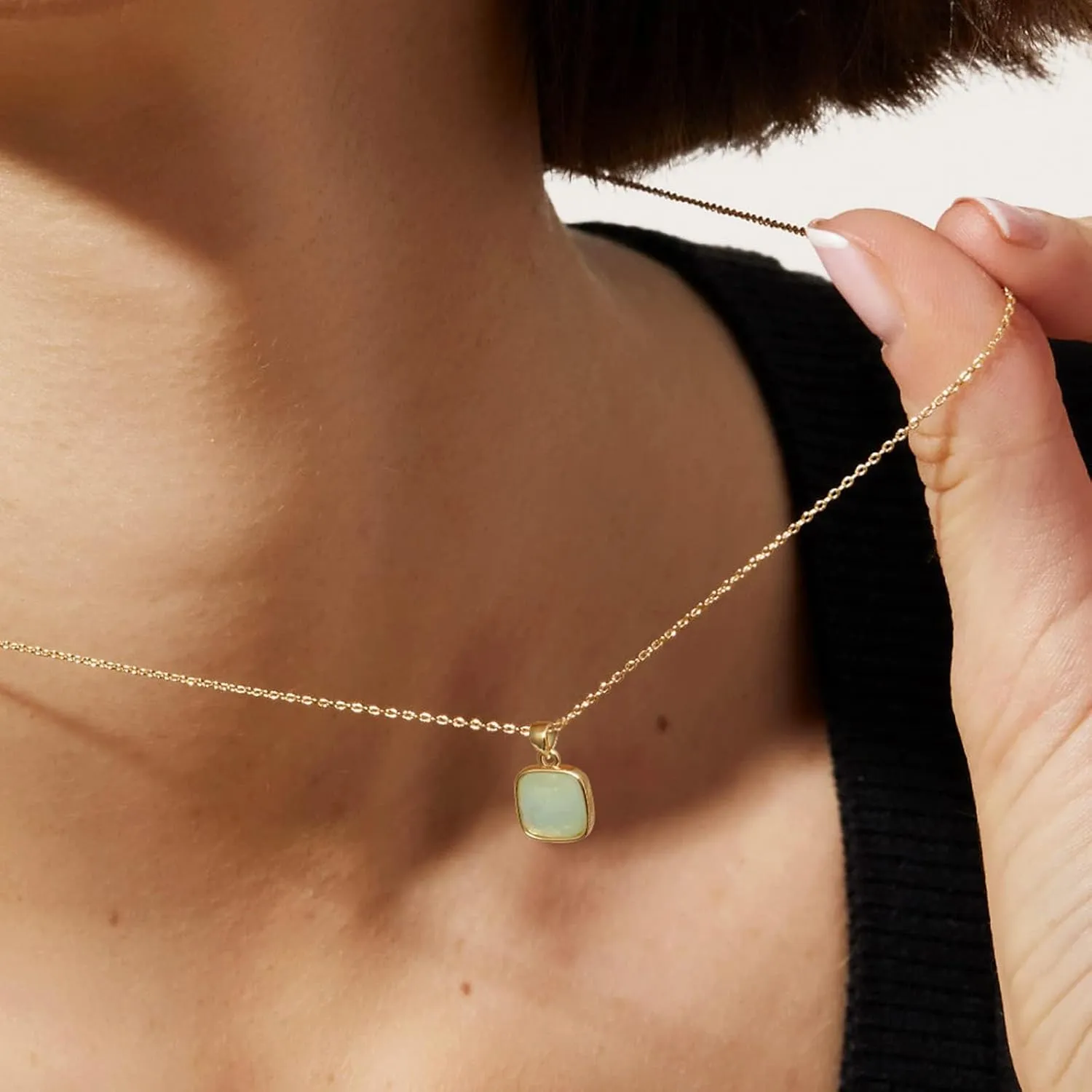 KissYan Healing Crystal Necklace, 14K Gold Plated Natural Stone Pendant Necklace Reiki Quartz Amethyst Citrine Gemstone Spiritual Jewelry Gifts for Women Girls