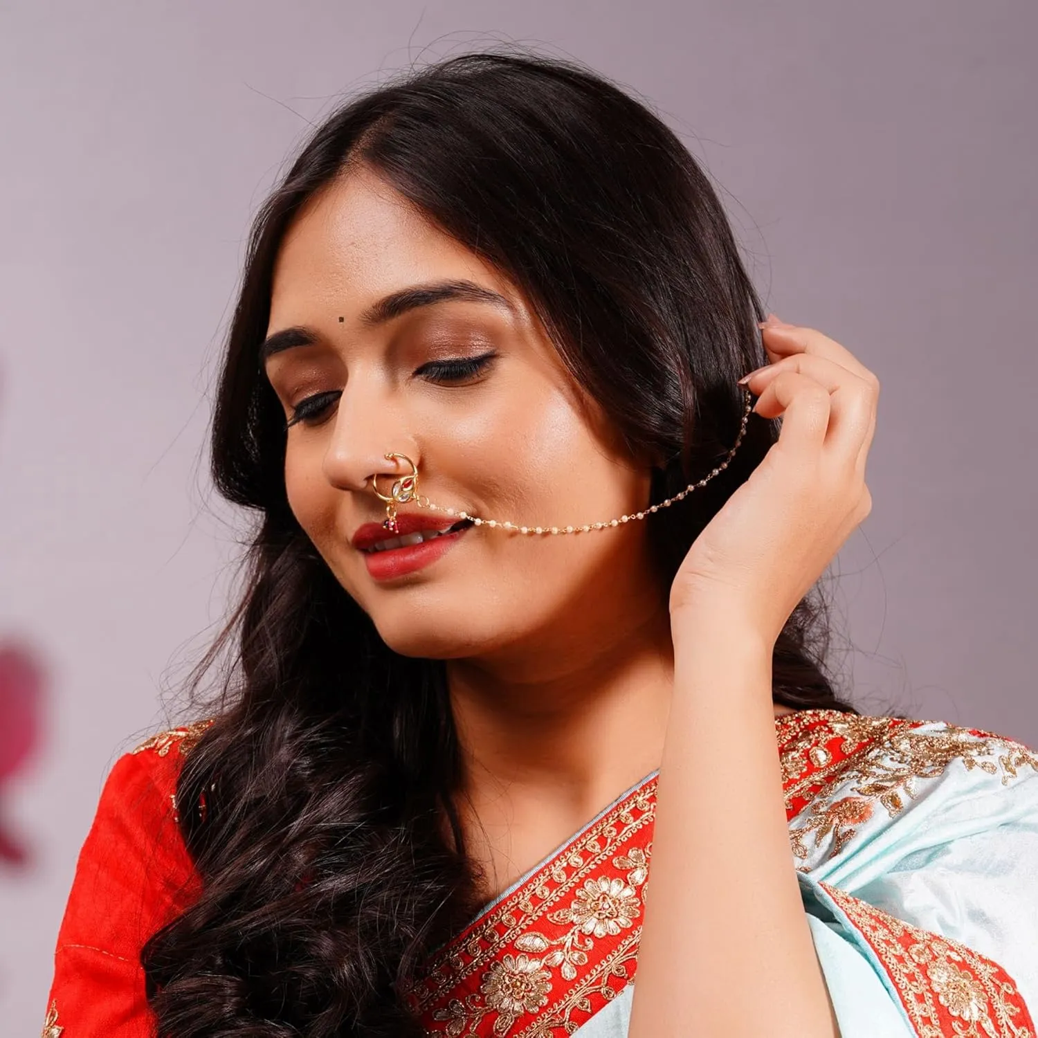 LoveNspire Kundan Classis Nose Ring with Gold Plating Pearl Hair Chain - Indian Bridal Nath with Faux Pearl Chain Designer Bollywood Style Nose Stud for Women Non-Piercing Nose Accessory Gift for Her