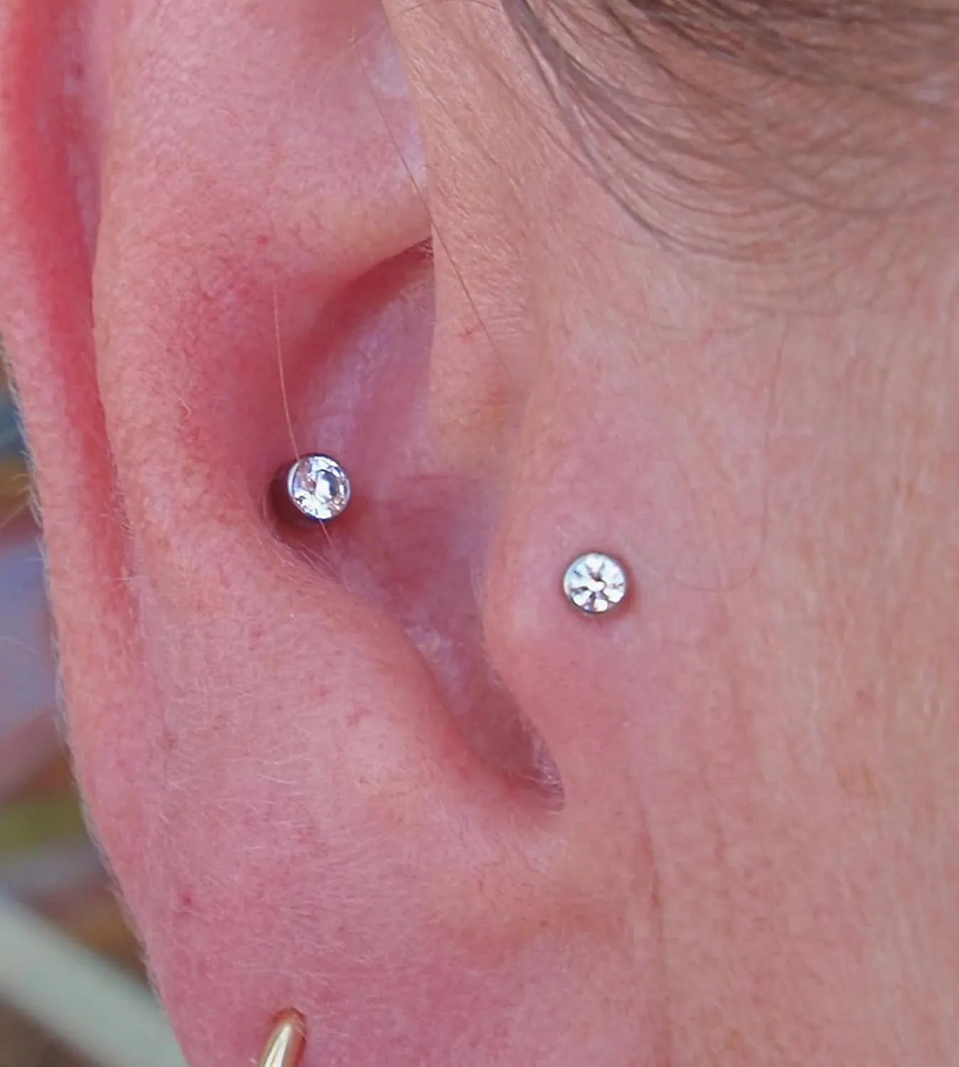 MODRSA Silver & Gold Threadless Nose Studs 20g & 18g Flat Back, Cartilage & Conch Earring Studs for Women 6mm & 8mm