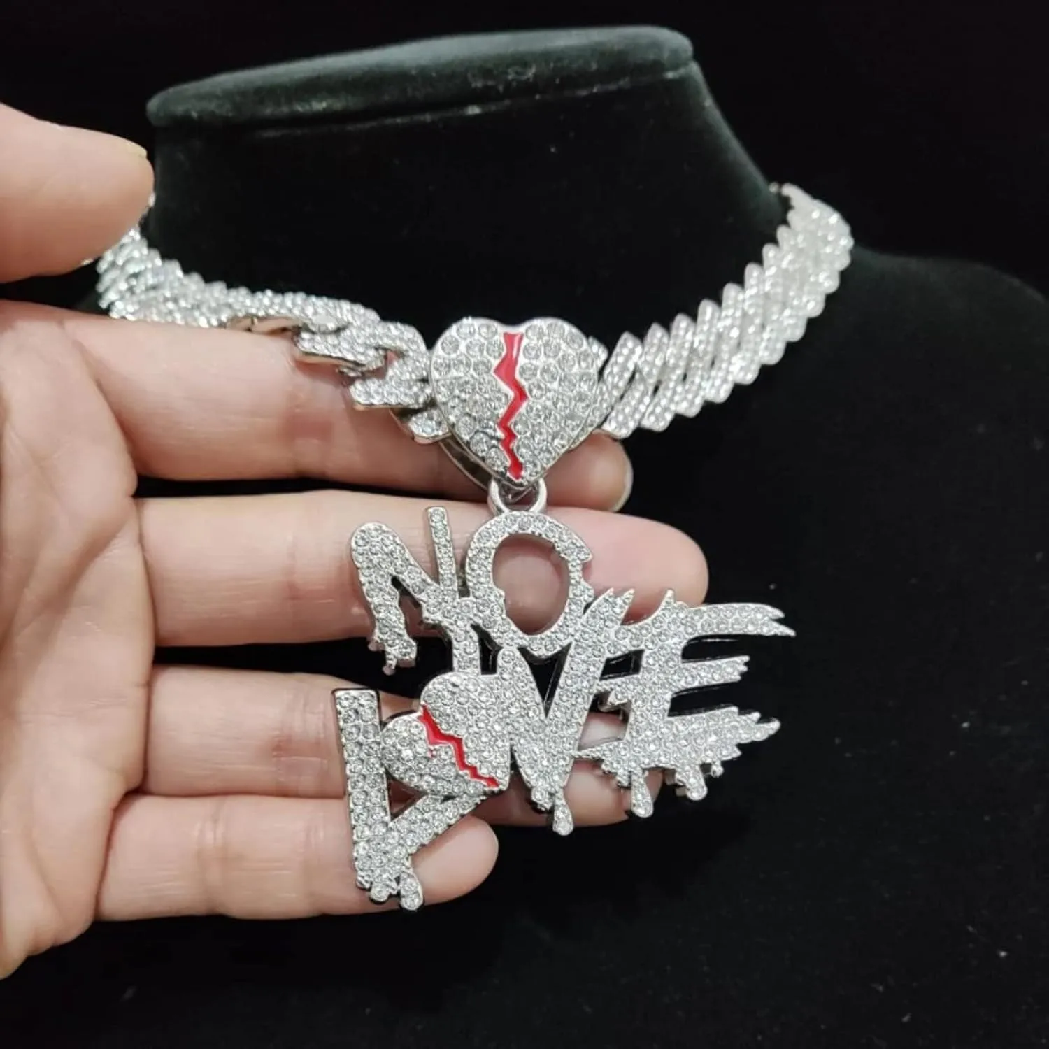 N-Made Beautiful No Love Broken Heart Pendant, Iced Out Pendant for Men & Women, Hip Hop Pendant Necklace, Cuban Chain Width 15mm