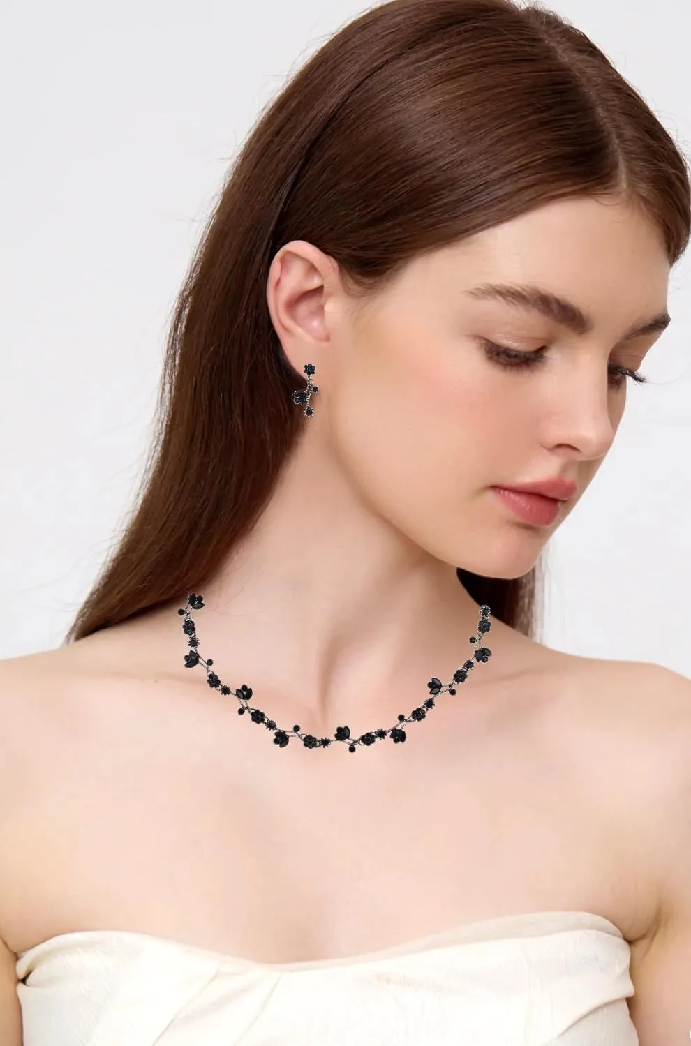 SFE Elegant Brides Austrian Crystal Flower Choker Necklace Drop Dangle Earring Bracelet Wedding Jewelry Set for Bridesmaid Prom Costume Jewelry Set for Women