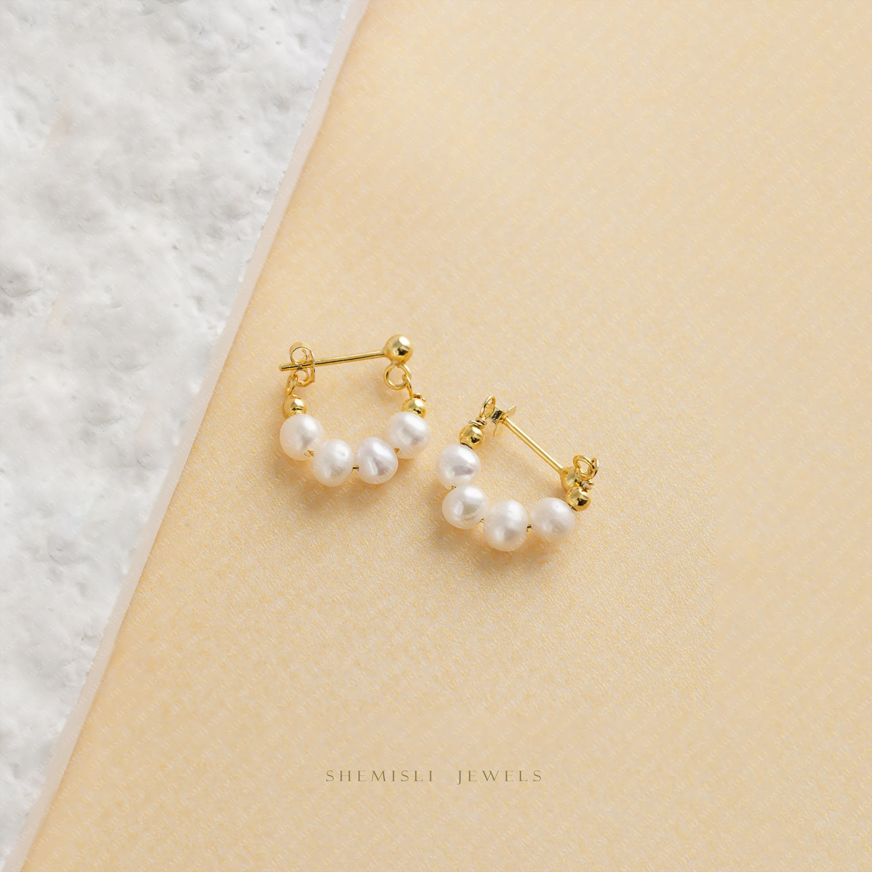 Small Freshwater Pearls Hoop Earrings, Huggies, Gold, Silver SHEMISLI - SS444