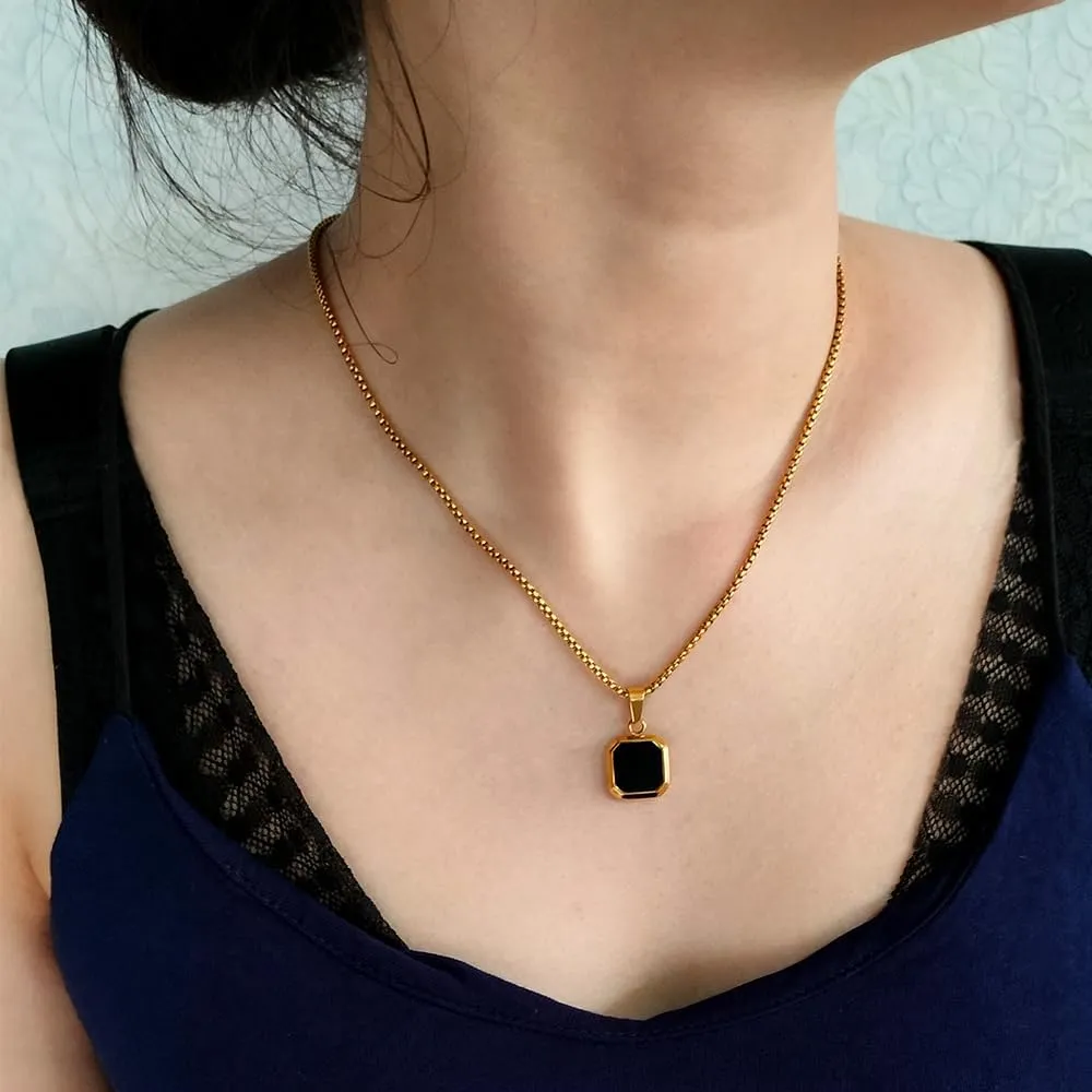 Square Black/White Mother of Pearl Pendant Necklace 18K Gold Plated Stainless Steel Jewelry Gifts with Box Chain for Women
