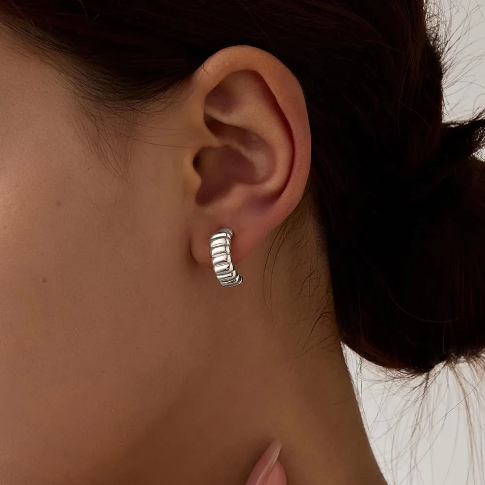 UneDouce 14K Gold Plated Chunky Lightweight Hoop Huggie Earrings for Women | Chic Boho Ribbed Croissant Textured Statement Jewelry Earring I Trendy Earings Stacks Set