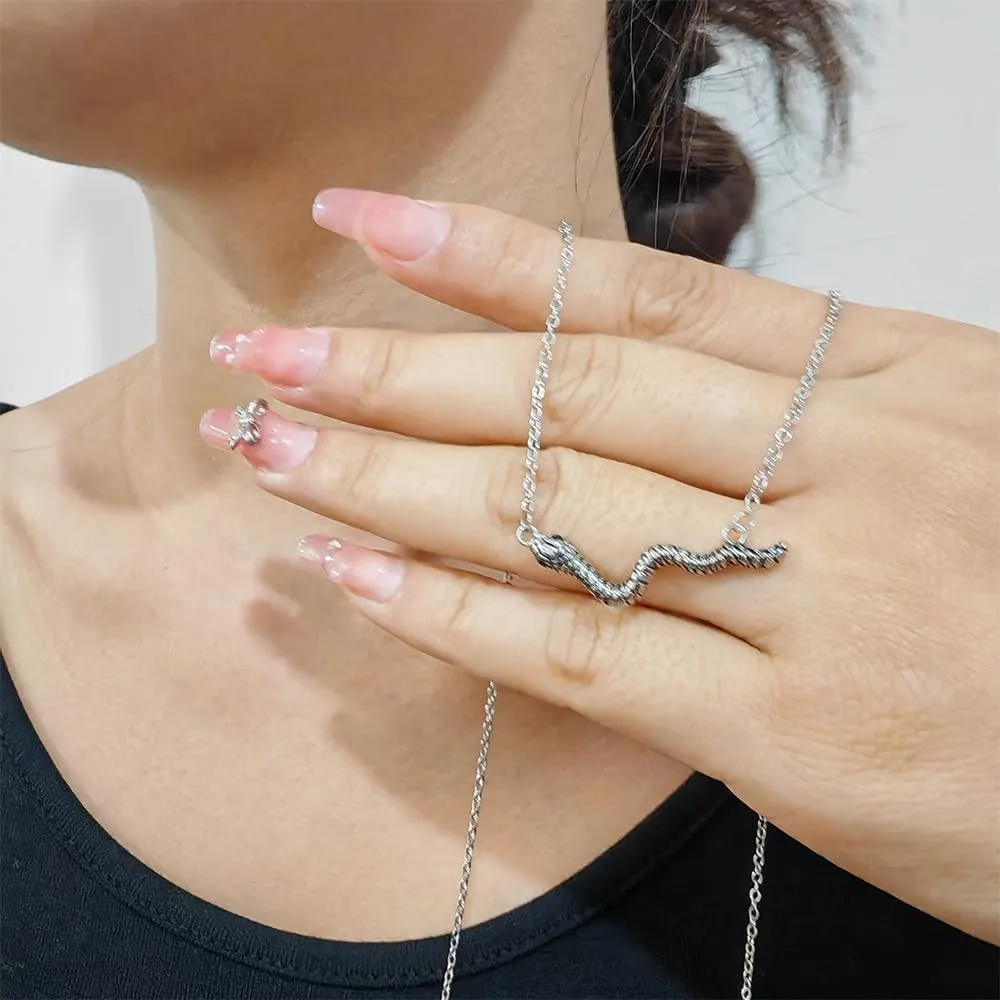 Vintage Gothic Snake Necklace for Women Men Retro Punk Goth Style Snake Pendant Halloween Jewelry Gift