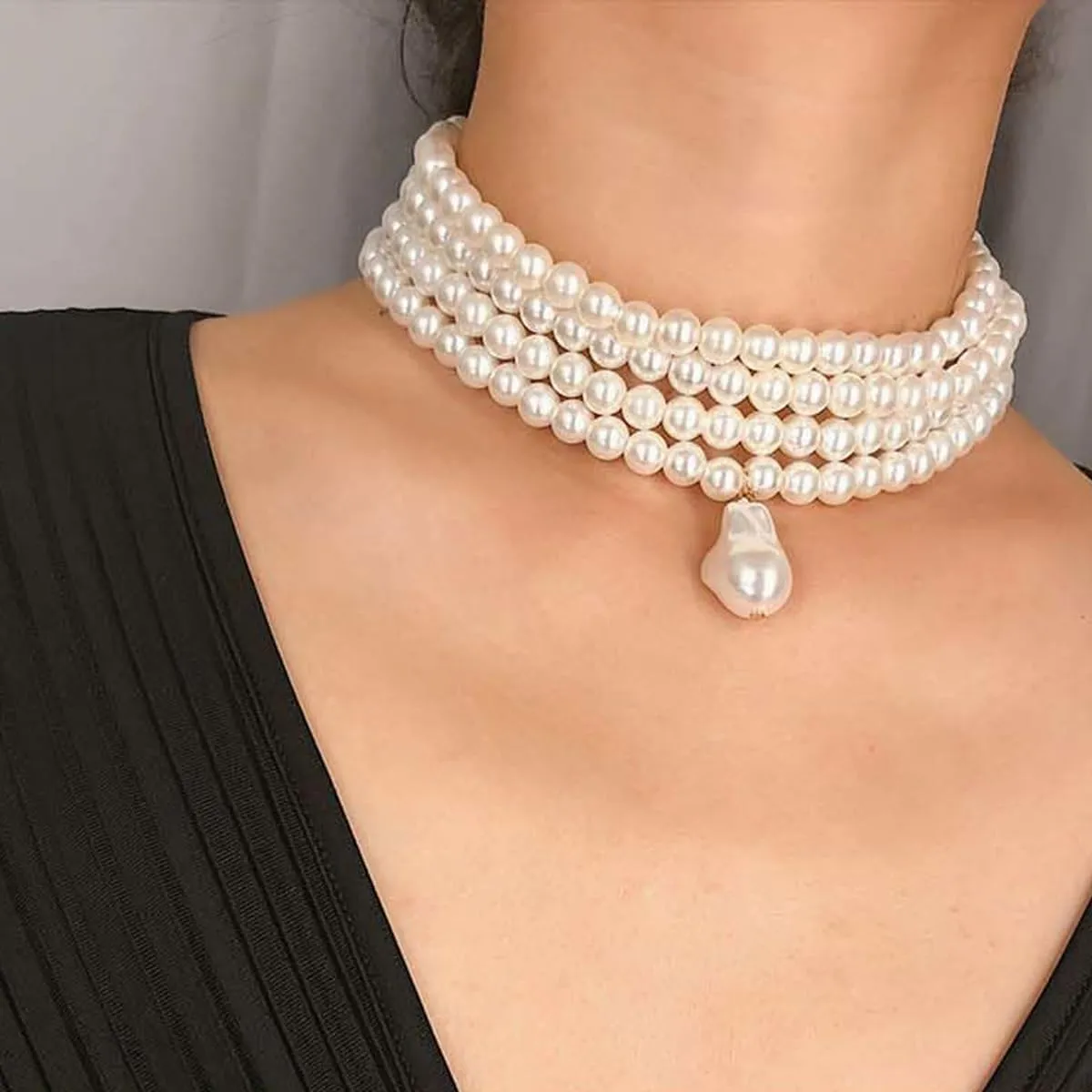 Vintage Pearl Choker Necklace for Women Elegant Multi-layered Pearl Pendant Necklace Irregular Wedding Bridal Necklace Retro Wedding Party Ball Costume Jewelry