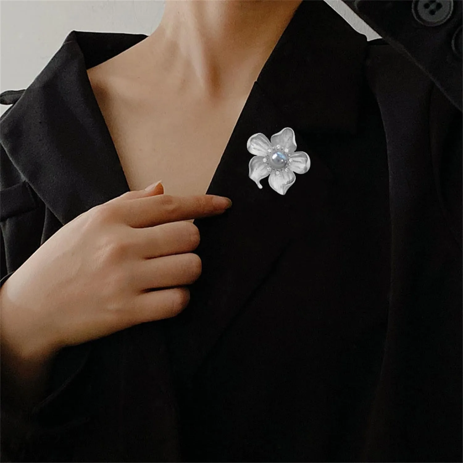 WCRAZYE Yellow Flower White Pearl Brooch for Women Girls - Gold Autumn Flower Pins for Mother, Wife, GF - Wedding, Bridal, Bouquet, Party Charm - Christmas, Valentine's Day